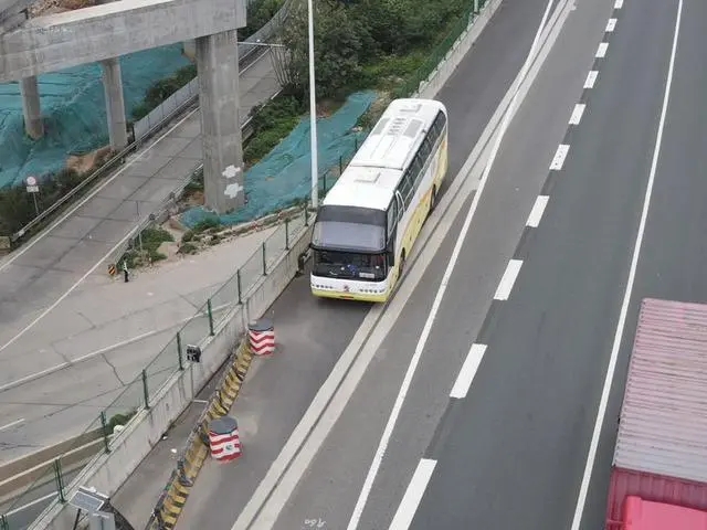caef76094b36acaf73caef39ccf2901c00e99c80.webp.jpg
