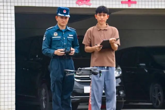 7acb0a46f21fbe09aa41124064fe9d3d8644adf0.jpg